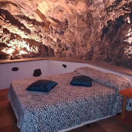 فيلا Casita Rural Y Casa Cueva El Perucho غيمار المظهر الخارجي الصورة